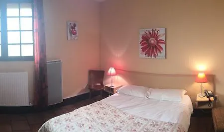 Отель Samaran Seissan